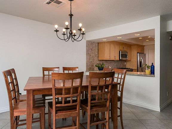 4th image of 904 Cherrywood Pl