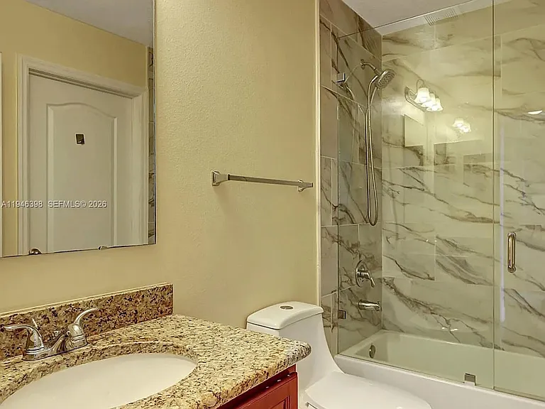 1018 SW Eckard Ave — Photo 45