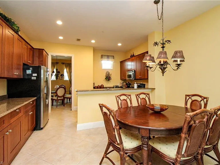 9224 Campanile Cir #203 — Photo 30
