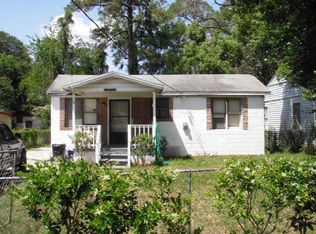 5225 Cruz Rd, Jacksonville, FL 32207