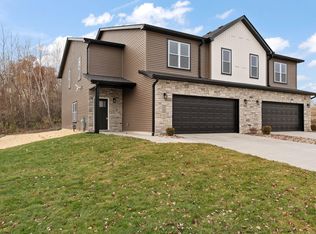 5790 Adams St, Merrillville, IN 46410
