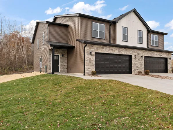 5790 Adams St, Merrillville, IN 46410