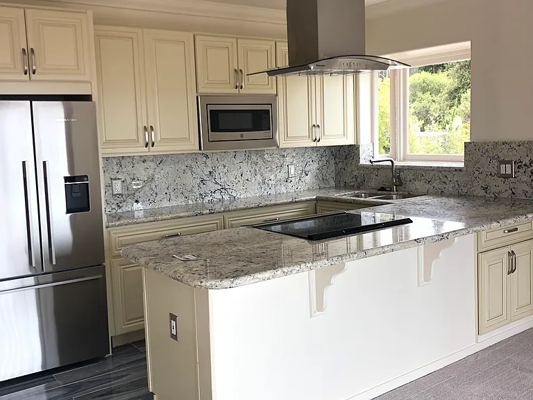2399 Prospect St #32 — Photo 4