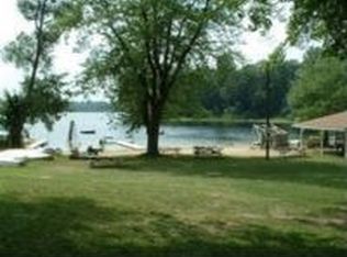50320 Eastside Dr, Dowagiac, MI