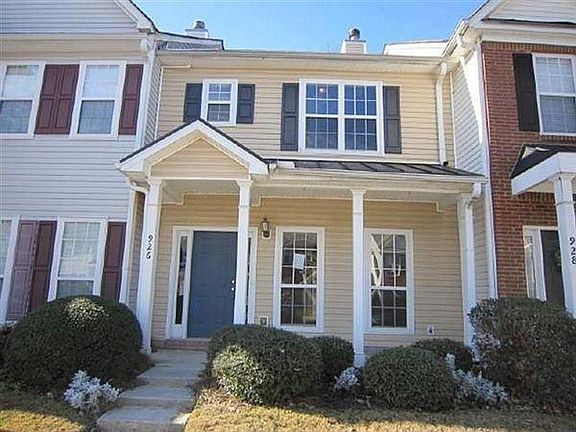 2nd image of 926 Tree Creek Blvd