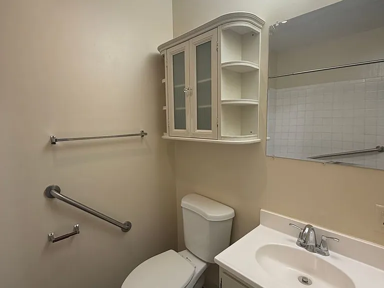 3116 Court Street — Photo 10
