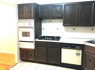 8605 Ava Pl, Jamaica, NY 11432