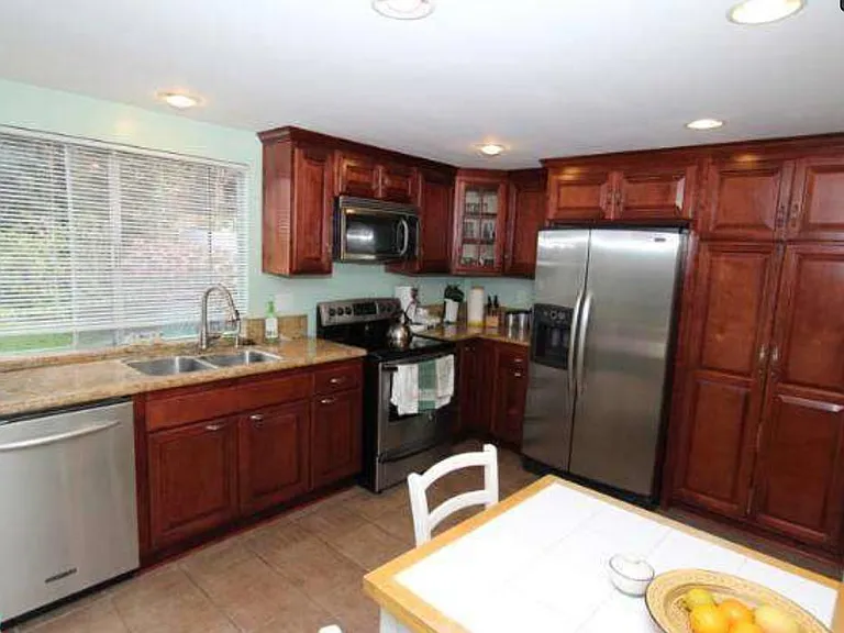 5111 Yearling Ave — Photo 2