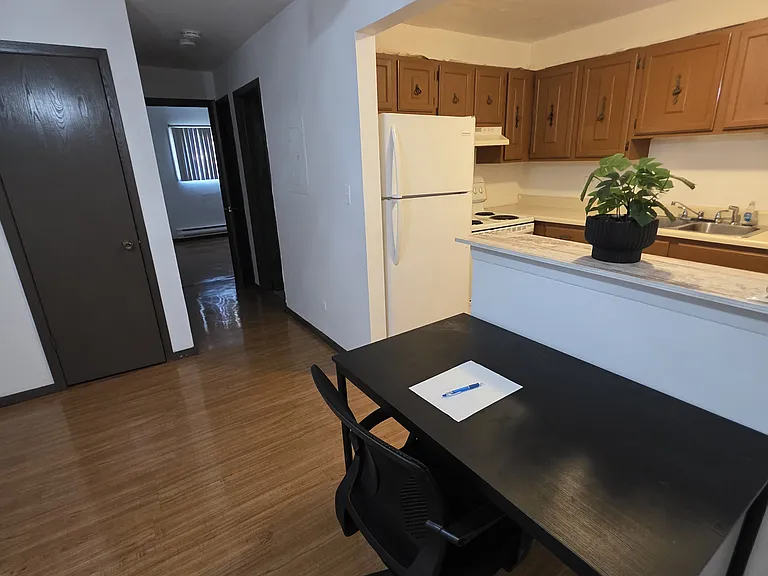 1525 Norway Ln #1B — Photo 7