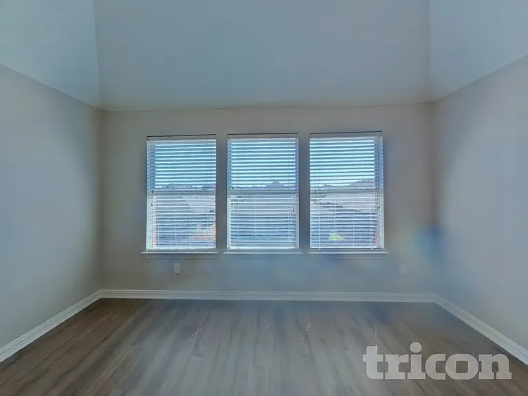 7814 Longbow Ln — Photo 18