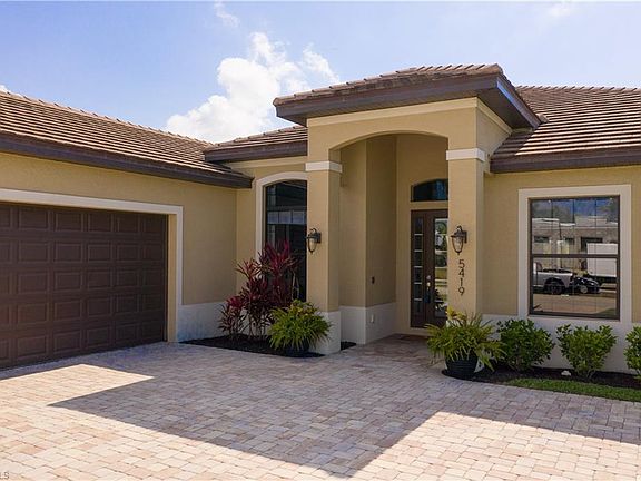 2nd image of 5419 Agualinda Blvd