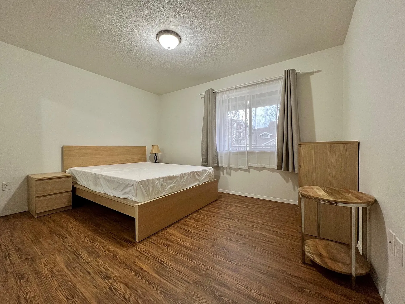1 bed, 668 sqft, $1,650 — Photo 2