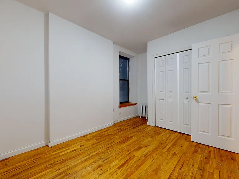 104 2nd Ave #16 — Photo 6