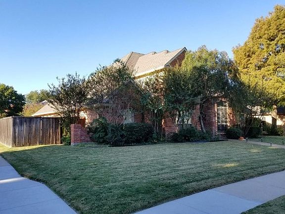 3rd image of 4560 Bentley Dr