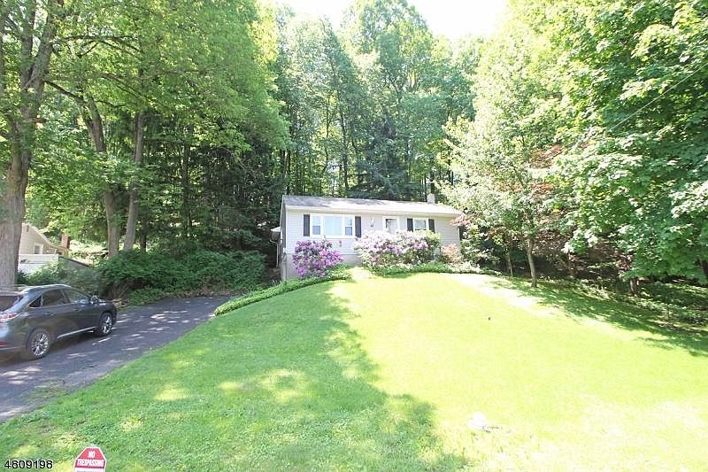 47 Estling Lake Rd, Denville, NJ 07834 Zillow