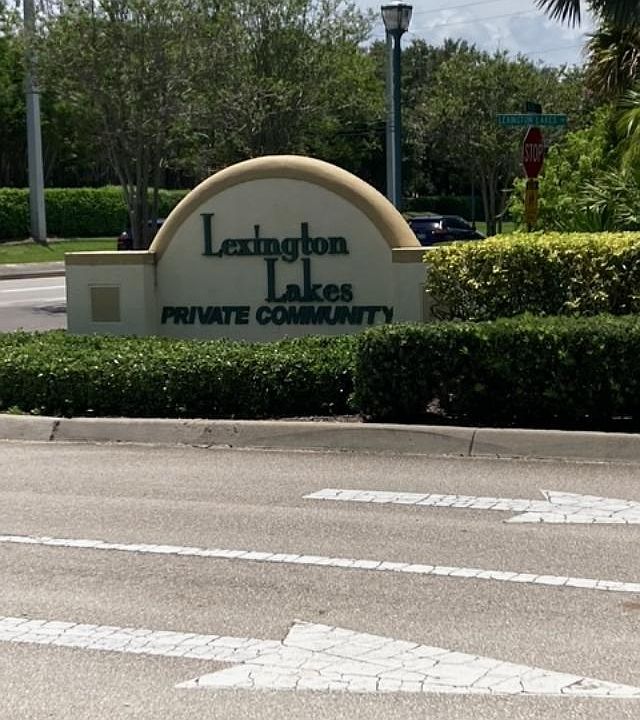 1st image of 1571 SE HAMPSHIRE Way #102