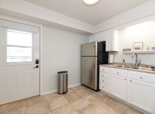 69 N Shore Dr APT 10, South Haven, MI 49090