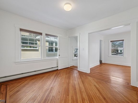 4th image of 42 Brookfield Rd #2