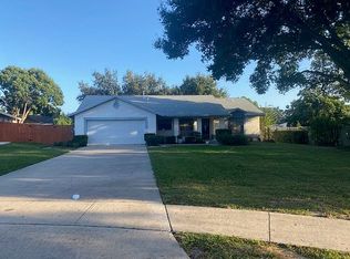 15733 Lake Hodge Ct, Clermont, FL 34711