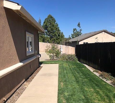 3rd image of 3056 Courtside Dr