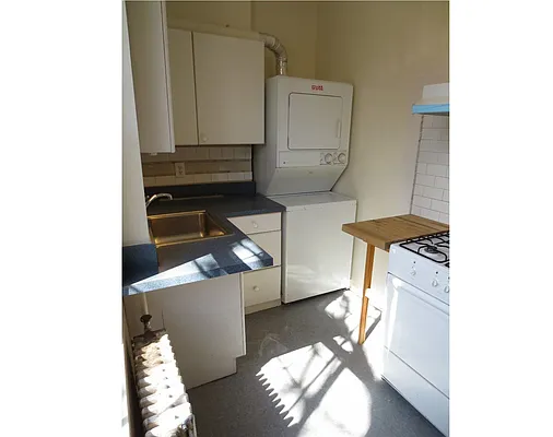 Rented by Block & Lot Real Estate | media 26