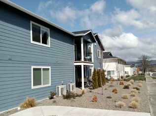 220 Cheryl Ln #2, Phoenix, OR 97535