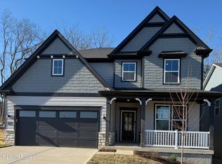 16808 Aiken Ridge Cir, Louisville, KY 40245