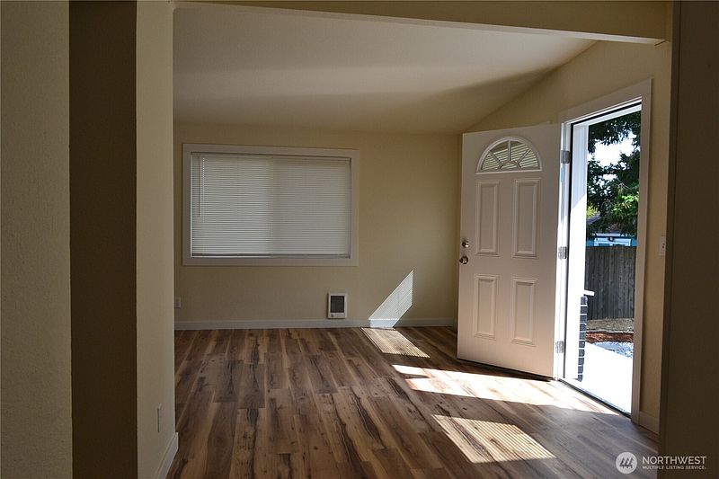 2nd image of 3516 E T Street