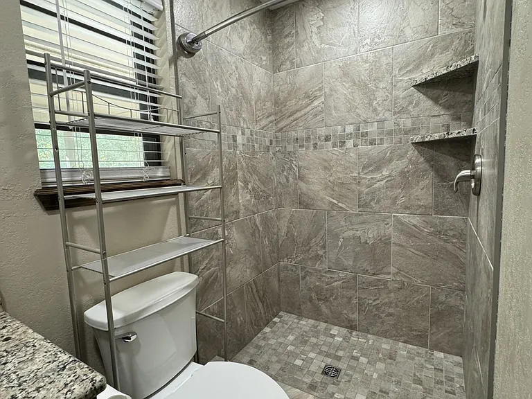 1414 Quail Creek Dr — Photo 25