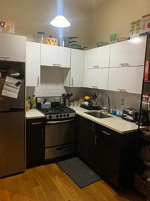 Rented by EXR | media 5