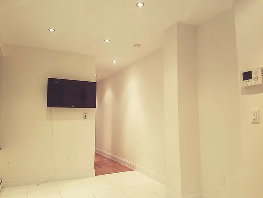 Rented by Bruma Realty LLC | media 39