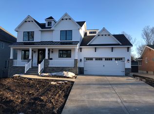 275 Hill Ave, Glen Ellyn, IL 60137