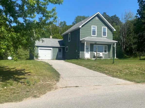 12243 Smith St, Bear Lake, MI 49614
