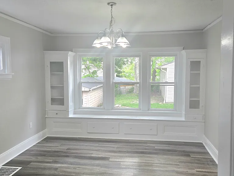 4828 Rockwood Rd — Photo 7