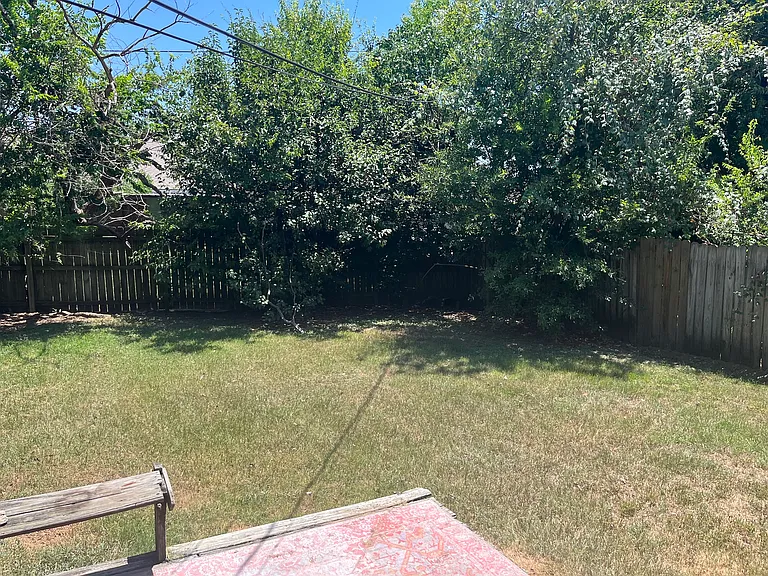 1412 Bermuda Ct — Photo 10