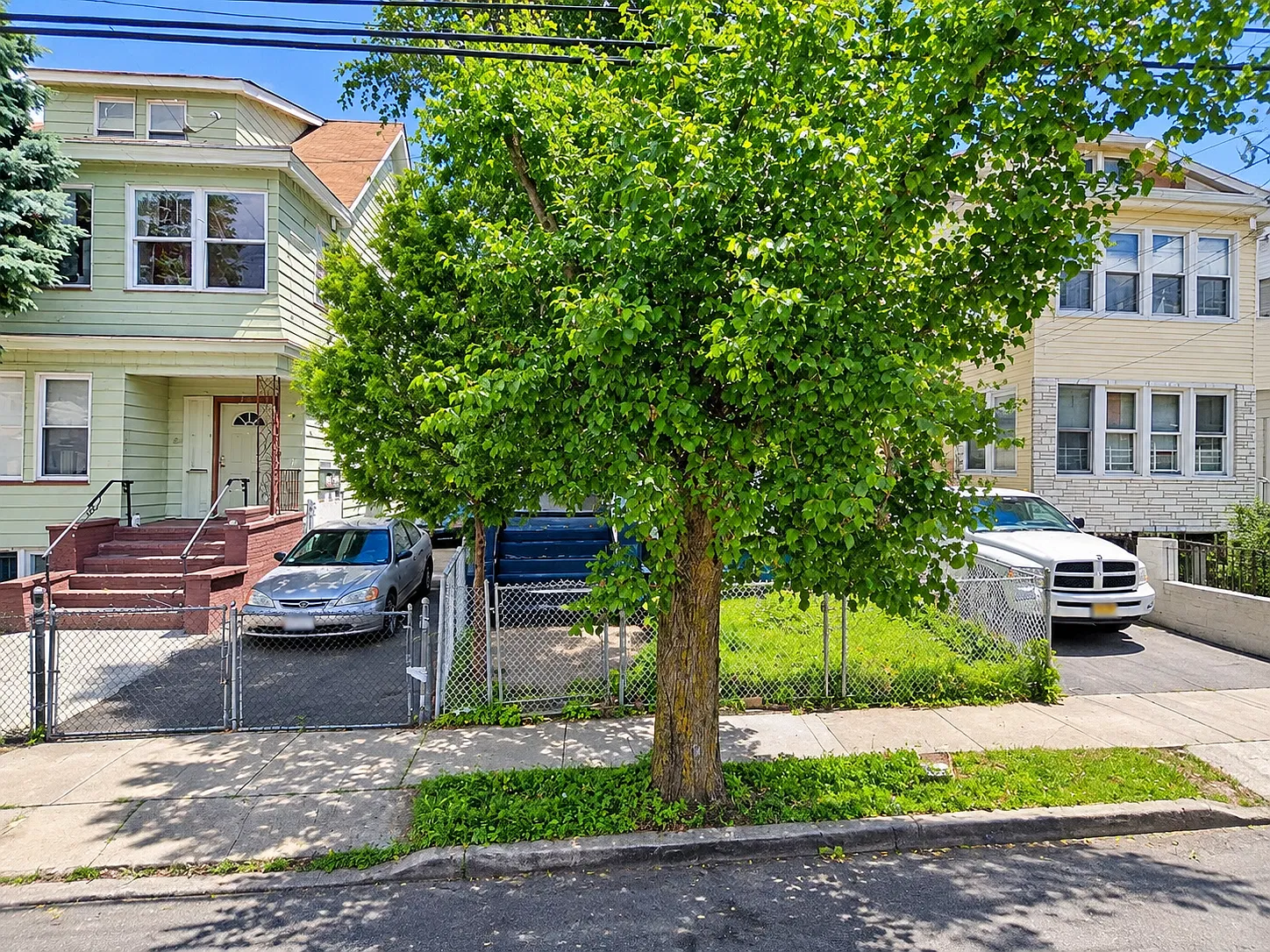 214 Munn Ave — Photo 2
