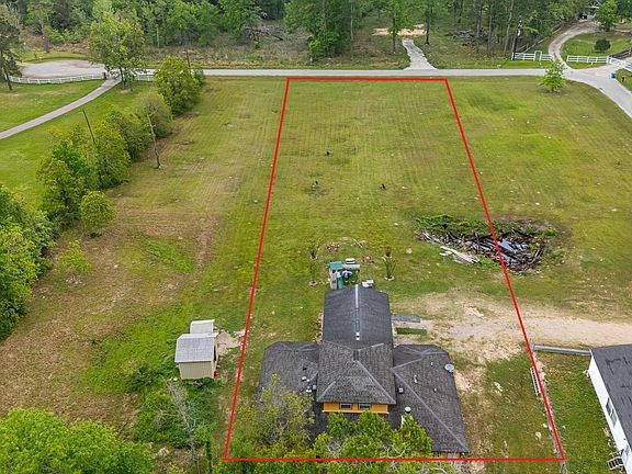 4th image of 18740 Deer Glen Dr