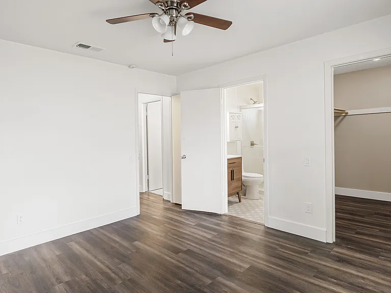 3307 Colony Dr — Photo 13