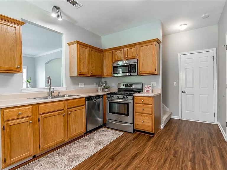 134 Lexington Parke Dr — Photo 12