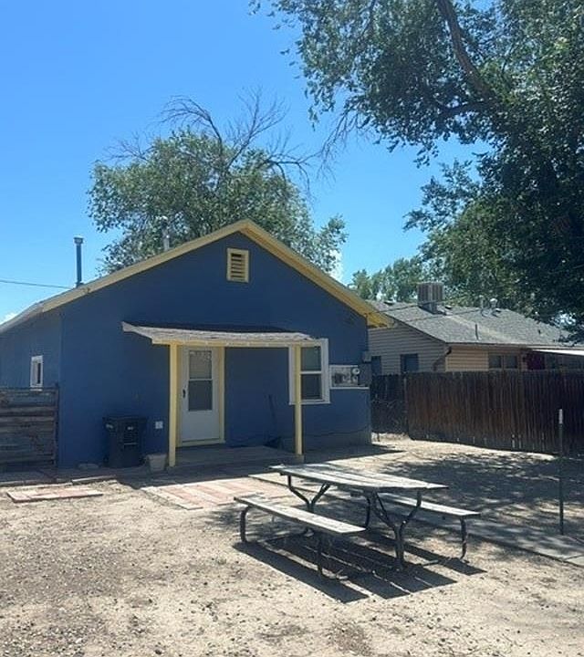 2nd image of 1804 Rood Ave