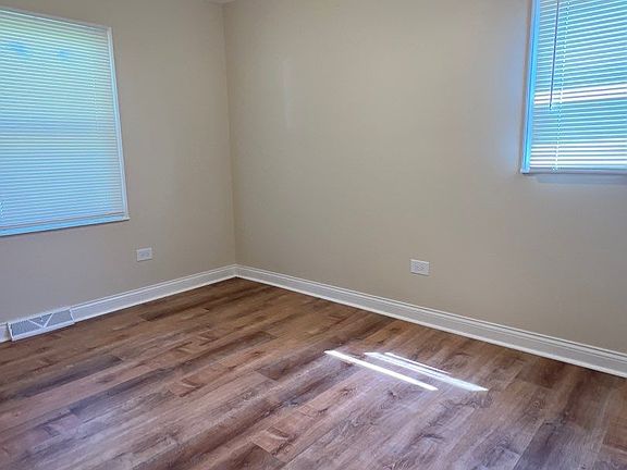 5th image of 50 N Elm Ln