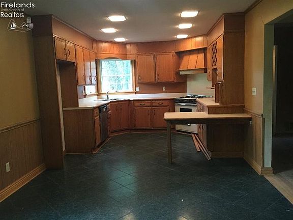 2nd image of 49 N Woodwinds Way