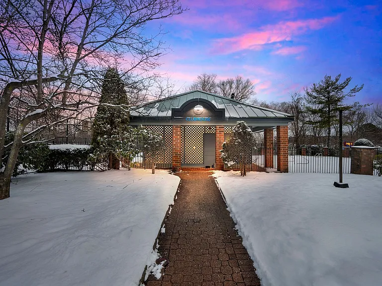 Embrace serene living at Eagle Rock Apartments at Swampscott, where charming pathways lead you to inviting spaces. The beauty of nature meets modern comfort, creating an ideal retreat. Explore your next home today!