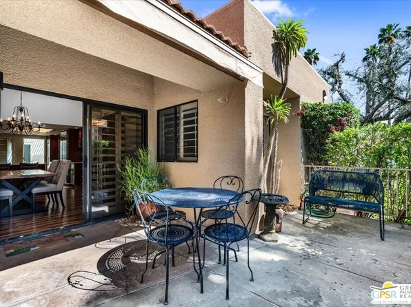 2995 E Avery Dr APT C, Palm Springs, CA 92264