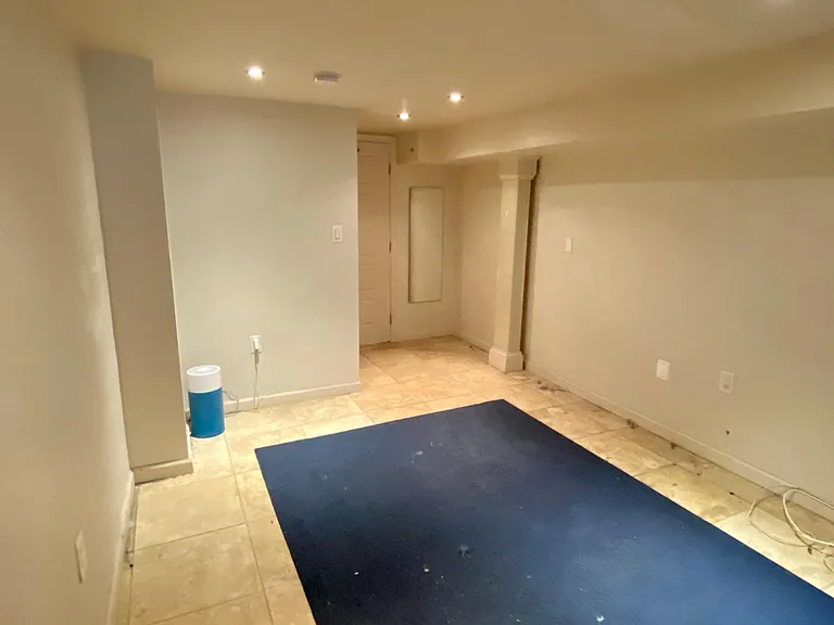 1445 Clifton St NW #3 — Photo 22