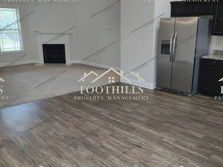 155 Norfolk Cir — Photo 5