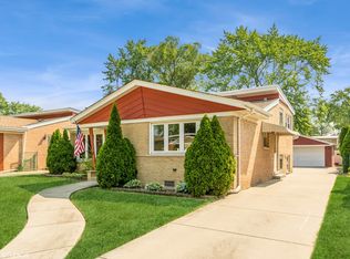 10517 S Kildare Ave, Oak Lawn, IL
