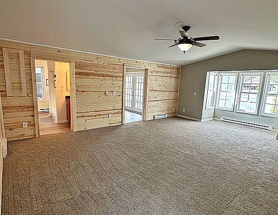 4th image of 425 W Howard St