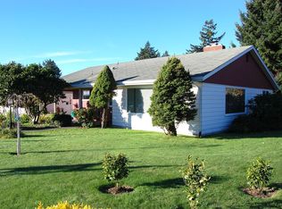 577 Fern Ave, Brookings, OR 97415