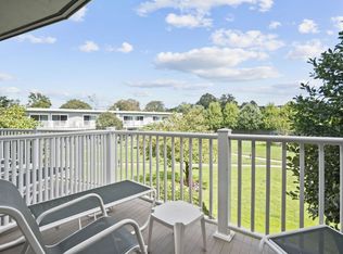 226 Pantigo Rd UNIT 212, East Hampton, NY 11937